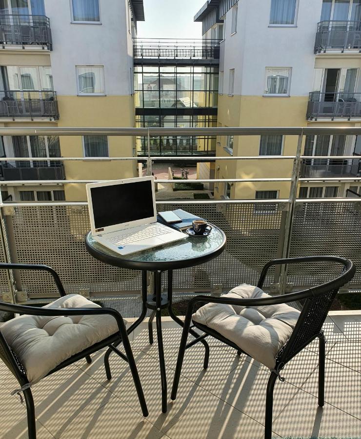 Atrium Sarbinowo Na Fali Exterior foto